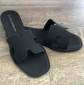 Jacelyn Jelly Sandals